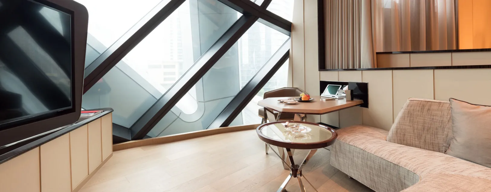 Premier King Loft