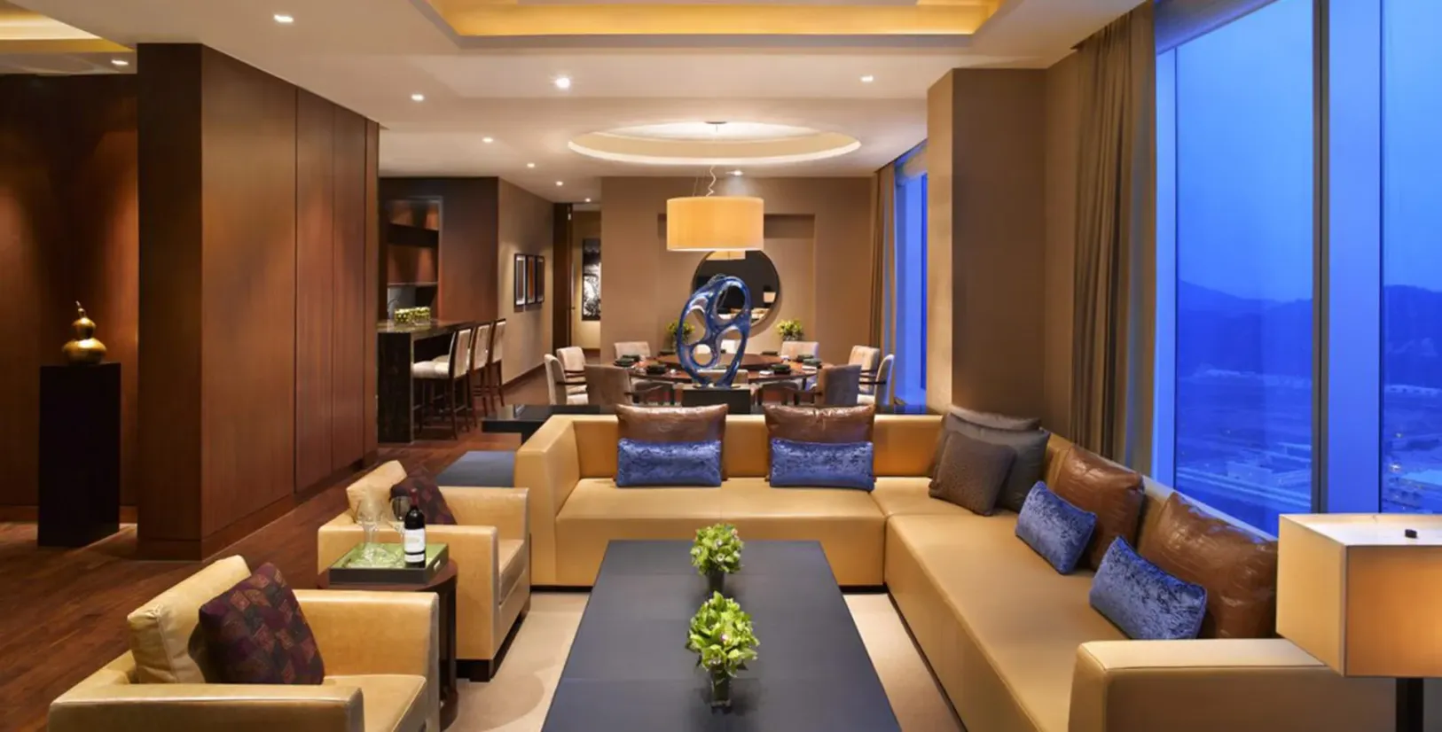 Specialty Suite