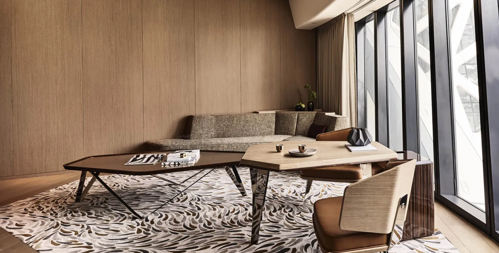 EXECUTIVE SIGNATURE SUITE