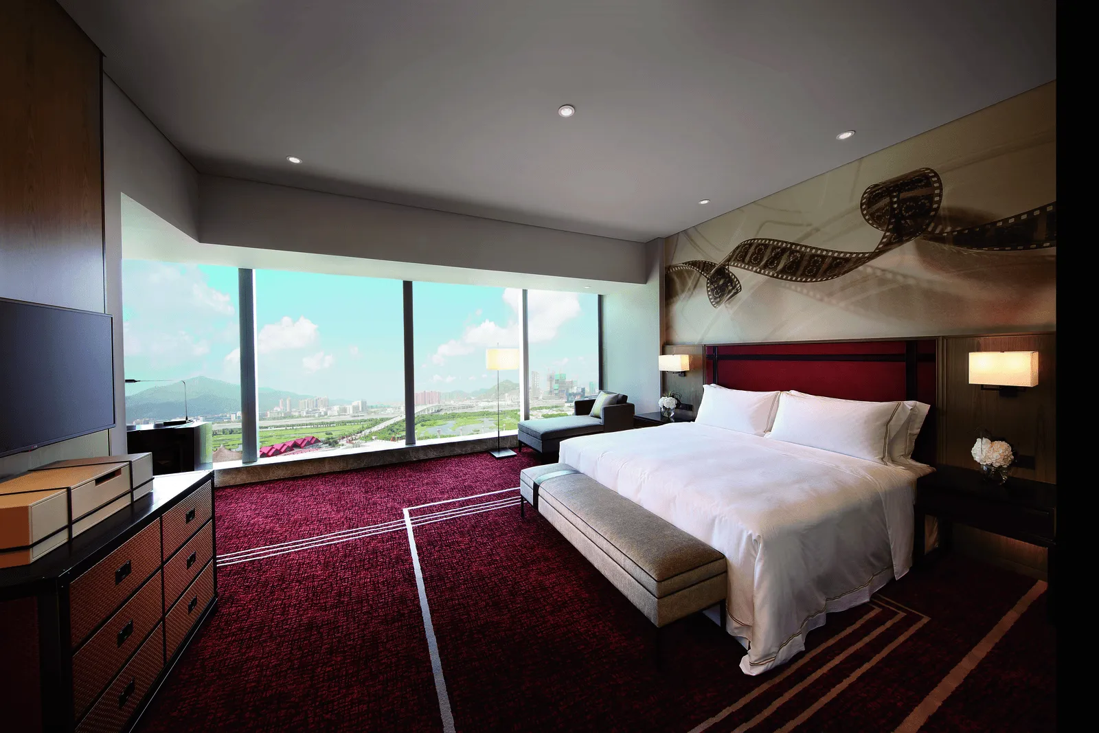 sc - Celebrity Deluxe Room - 1
