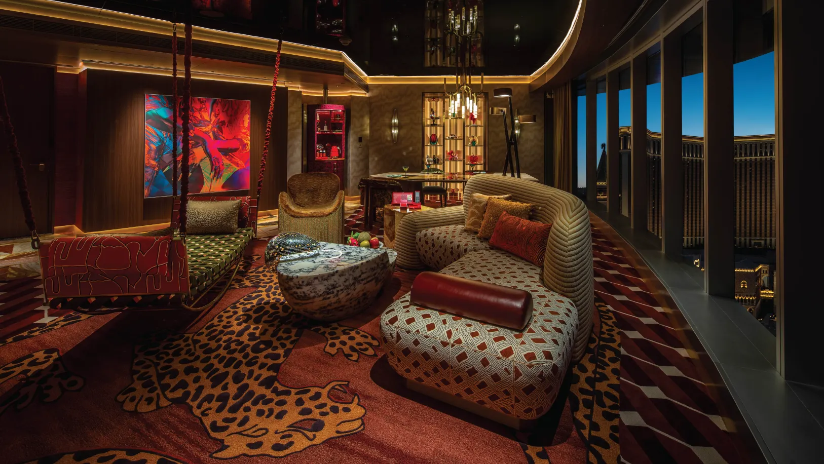 REM image_adaptation_Hypnotic King Suite_2400x1352_living room.jpg
