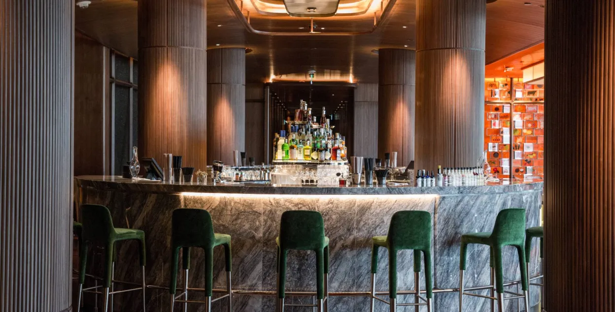  The Bar at L'ATTITUDE 