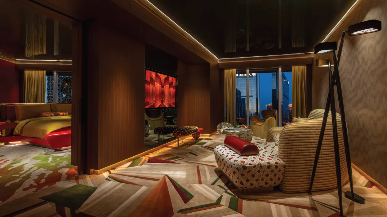 REM image_adaptation_Luminous Suite_1468x824_living room_cover photo.jpg