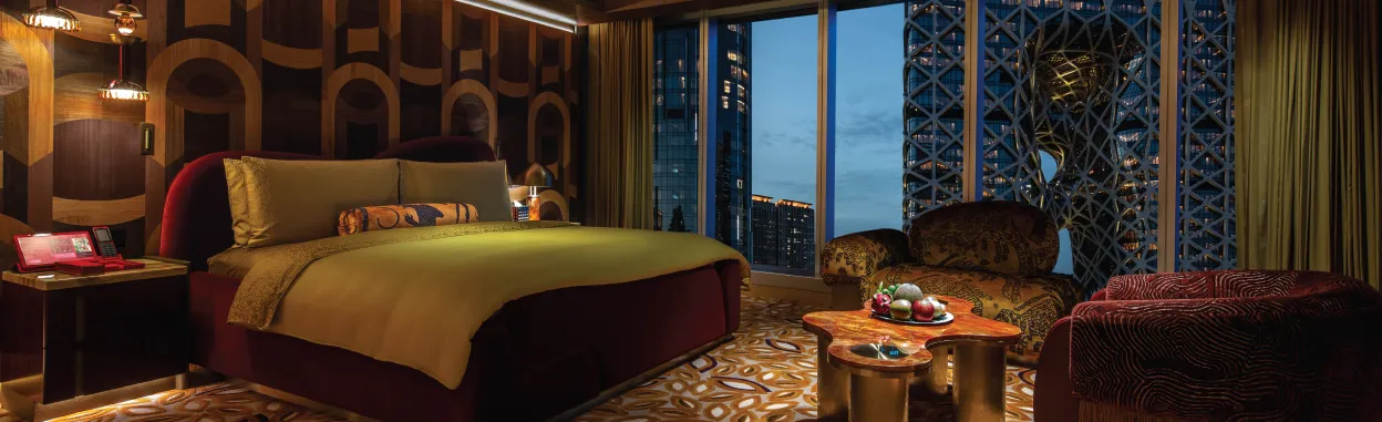 REM image_adaptation_Premier room_King_2880x880.jpg