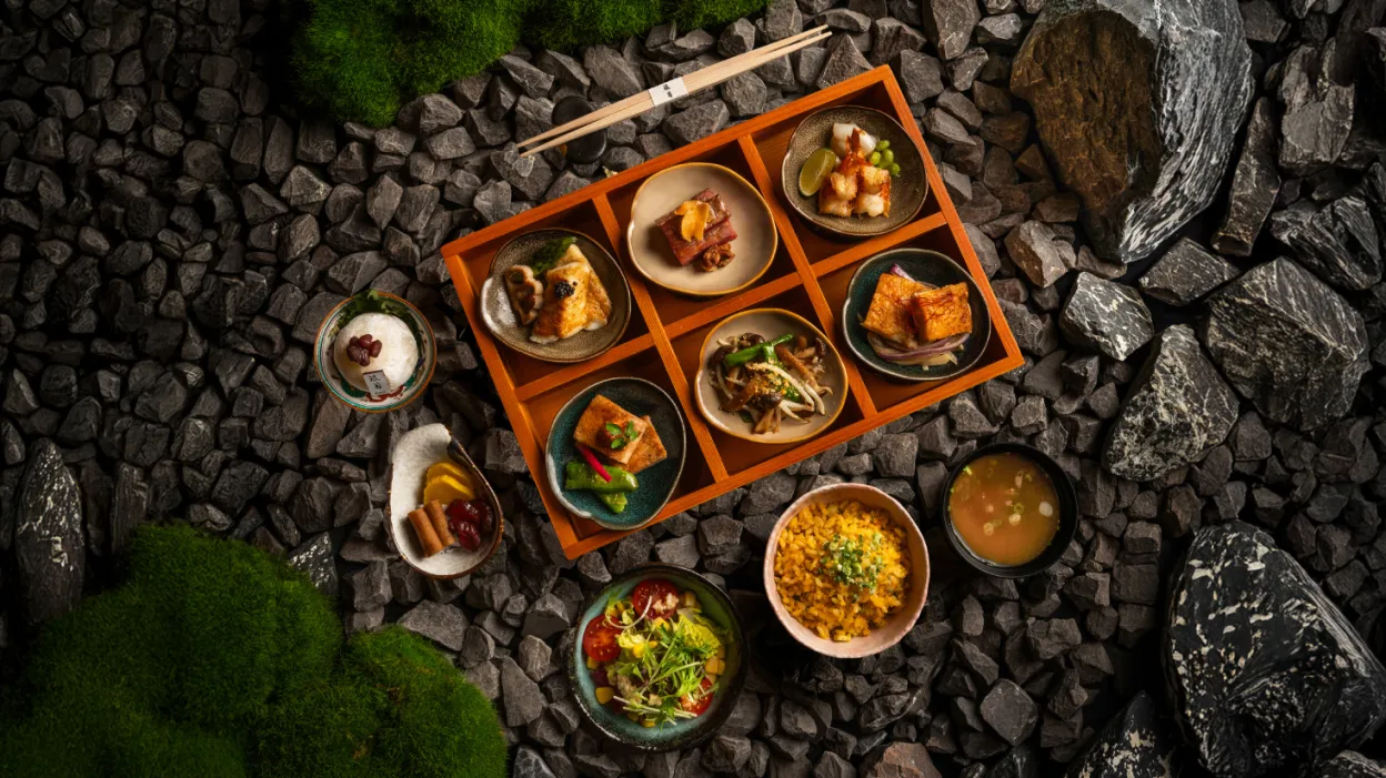 Kiku-weekday-lunch-set_Adaptations_Teppanyaki_1468x824_V1.jpg