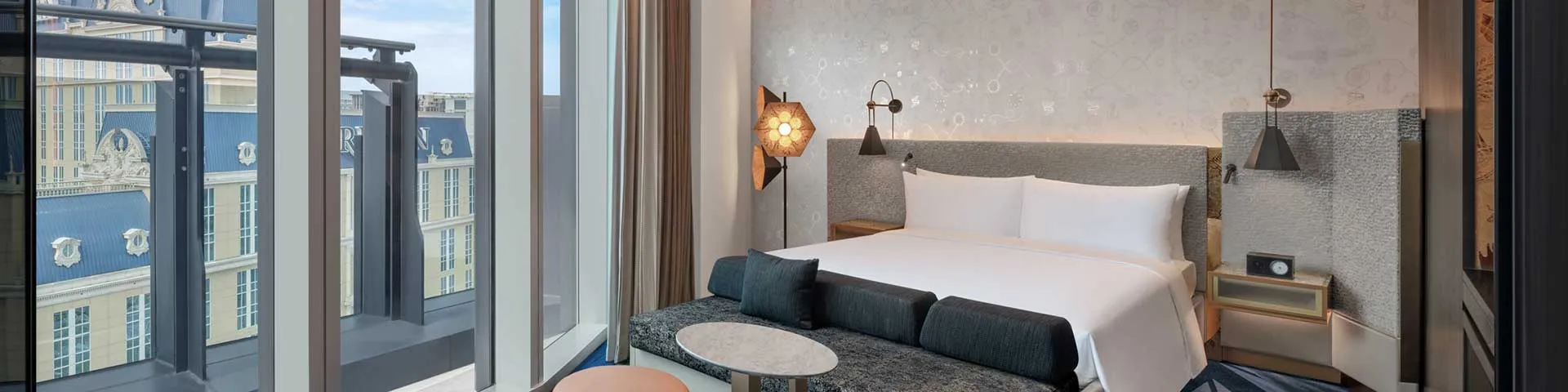w-macau-studio-city-mega-room-banner