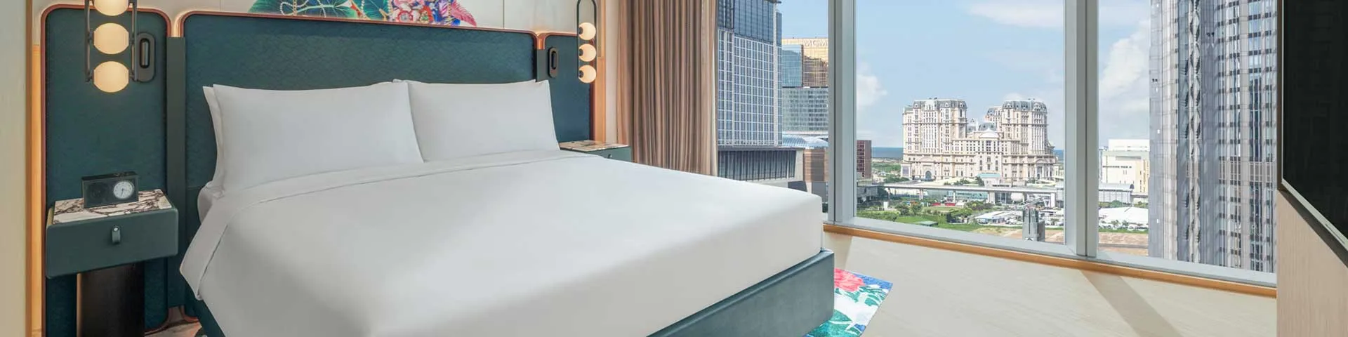 w-macau-studio-city-studio-suite-banner