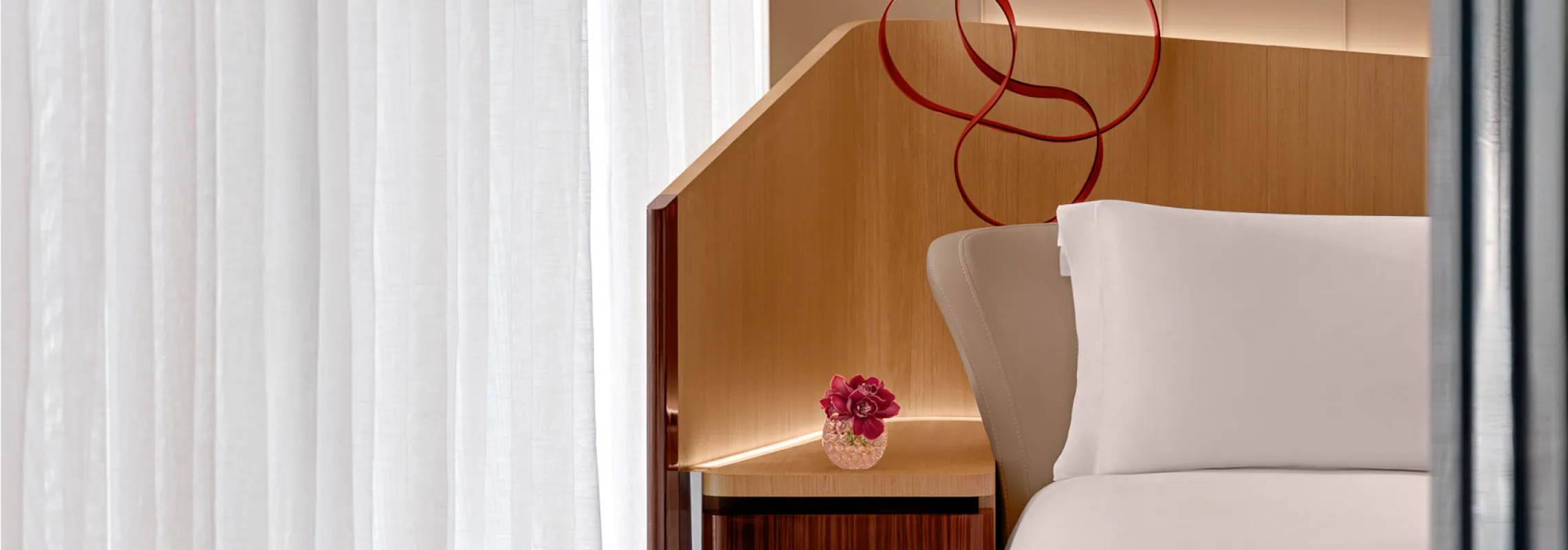 MorpheusHotel-ExecutiveSignatureSuite
