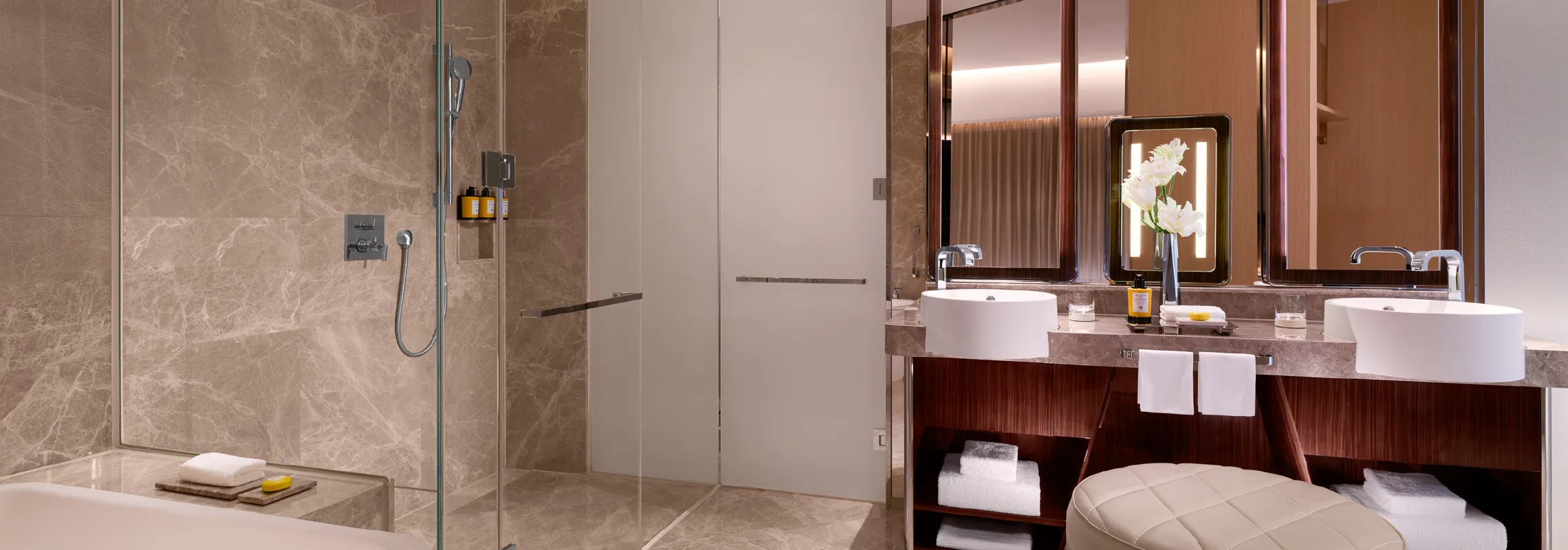MorpheusHotel-ExecutiveSignatureSuite