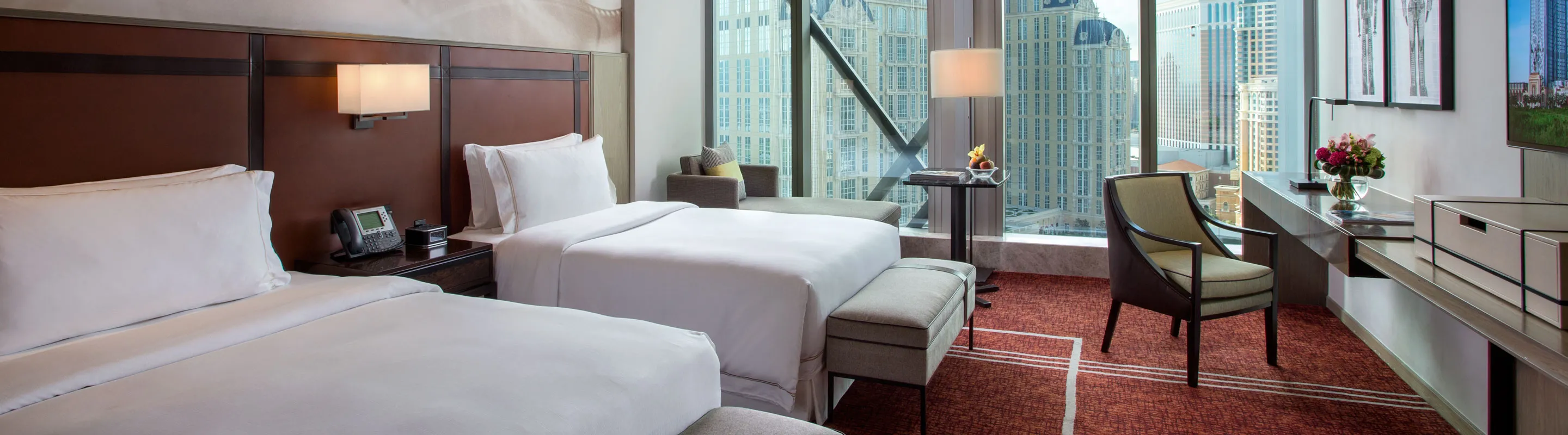 Celebrity-Cotai-Vista-room_2880x800.jpg